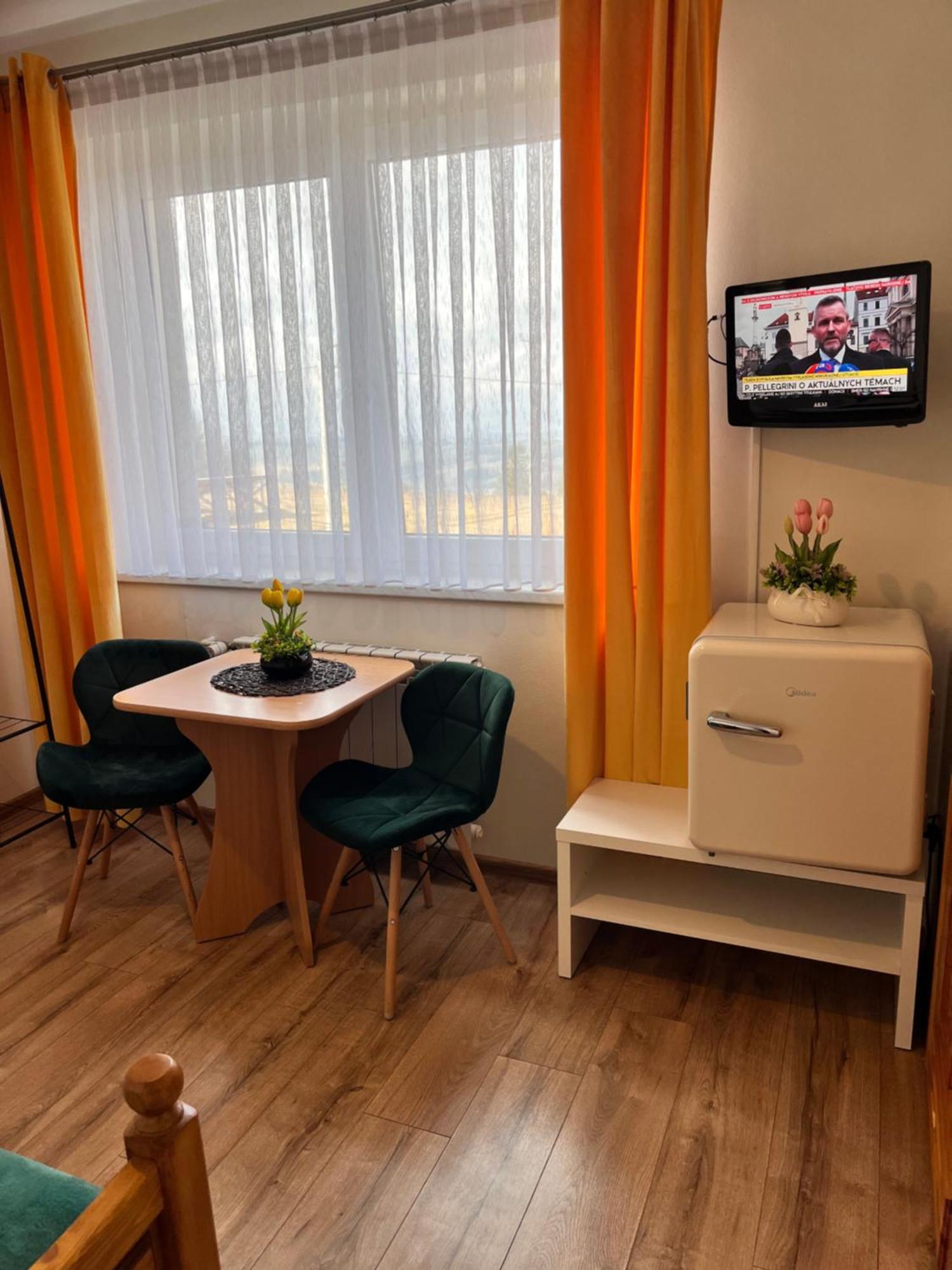 Widokowy Apartament - Pokoje Goscinne Banska Wyzna 外观 照片